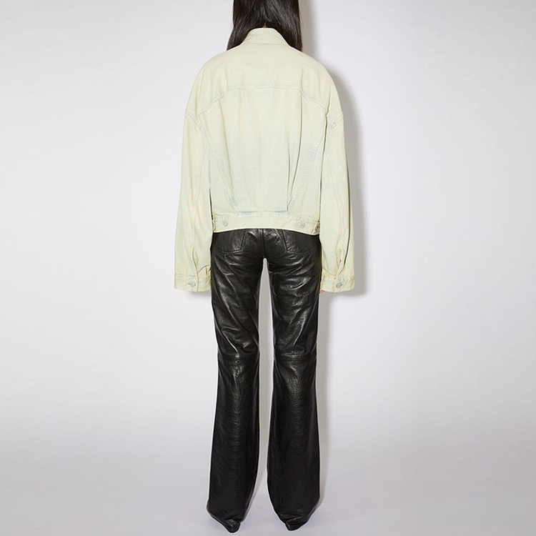 Shop (W) Acne Studios SS23 Jaket Denim Kuning Pudar Crop Kancing Depan. A90498-BWL