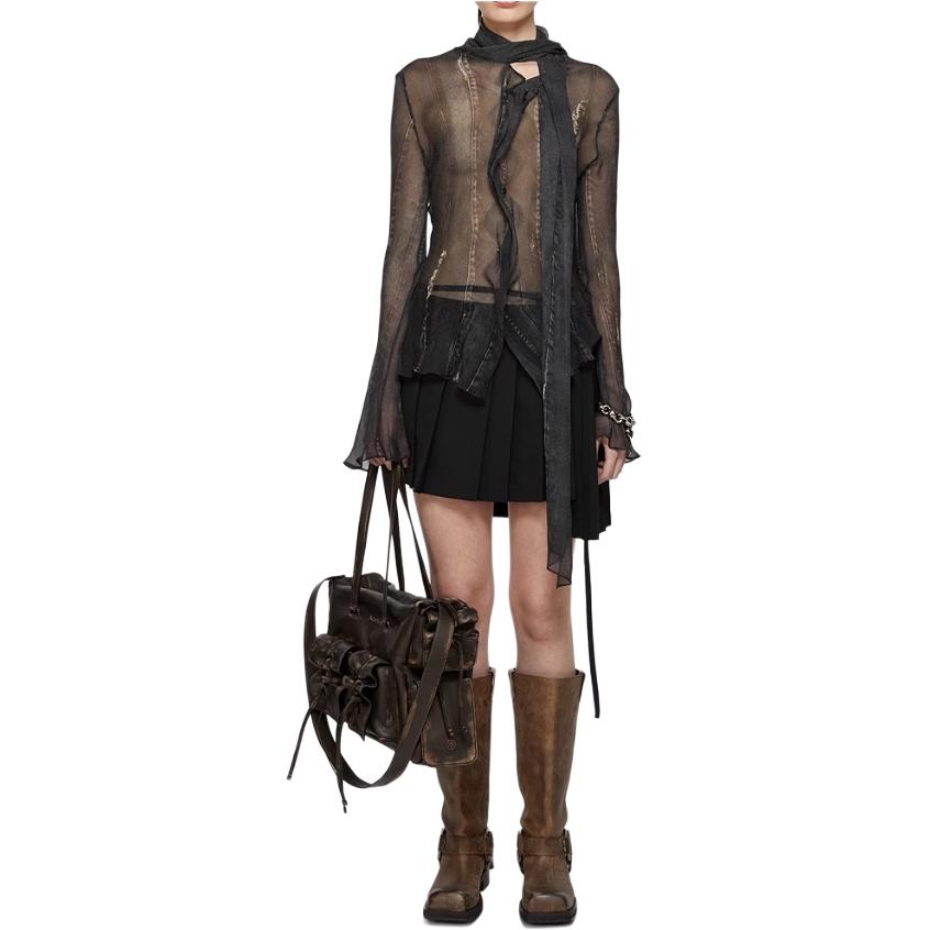 Lookbook (W) Acne Studios SS24 黑色高腰綁帶休閒迷你裙。 AF0473-900