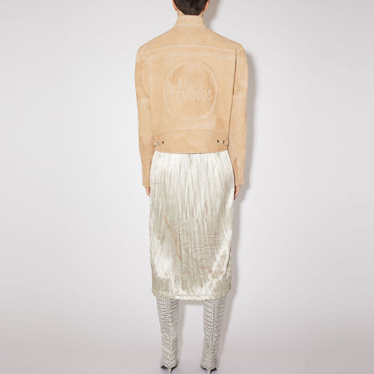 Shop (W) Jaket Suede Lengan Panjang Acne Studios Wanita Warna Sand Beige. FN-WN-LEAT000241