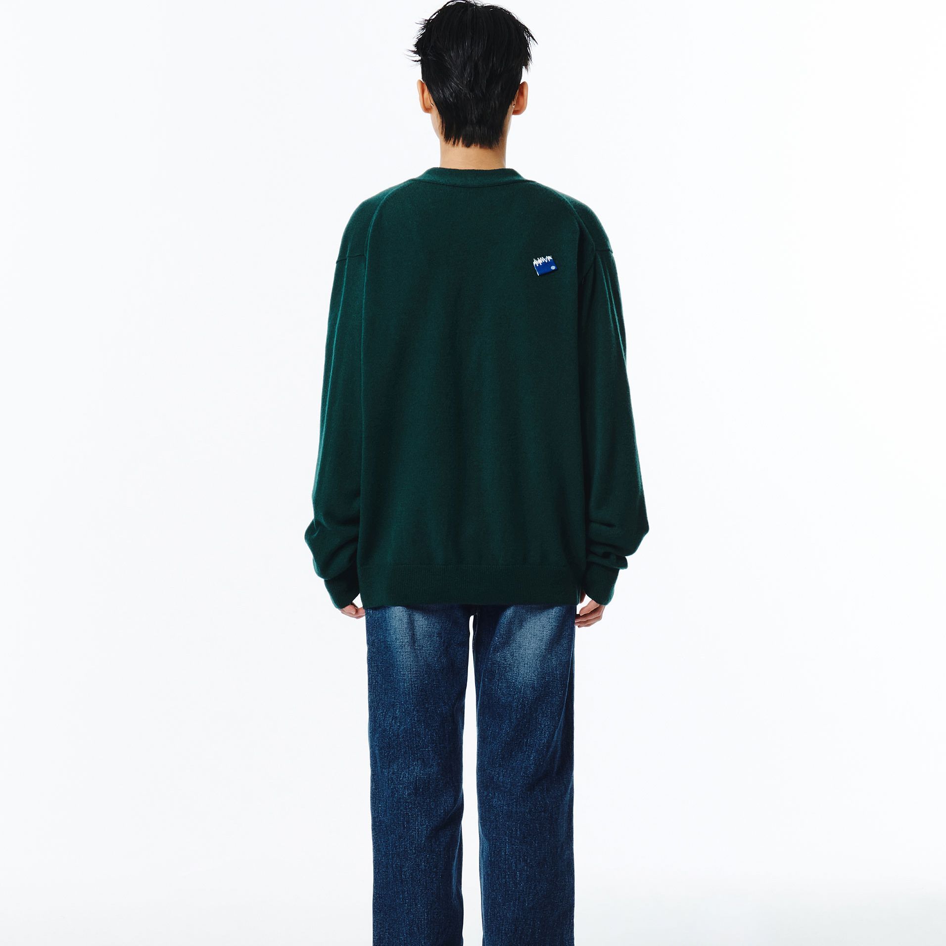 Details for (W) 아더에러 솔리드 브이넥 가디건 여성 긴팔 스웨터 - 그린 BMSGFYKT0701GN