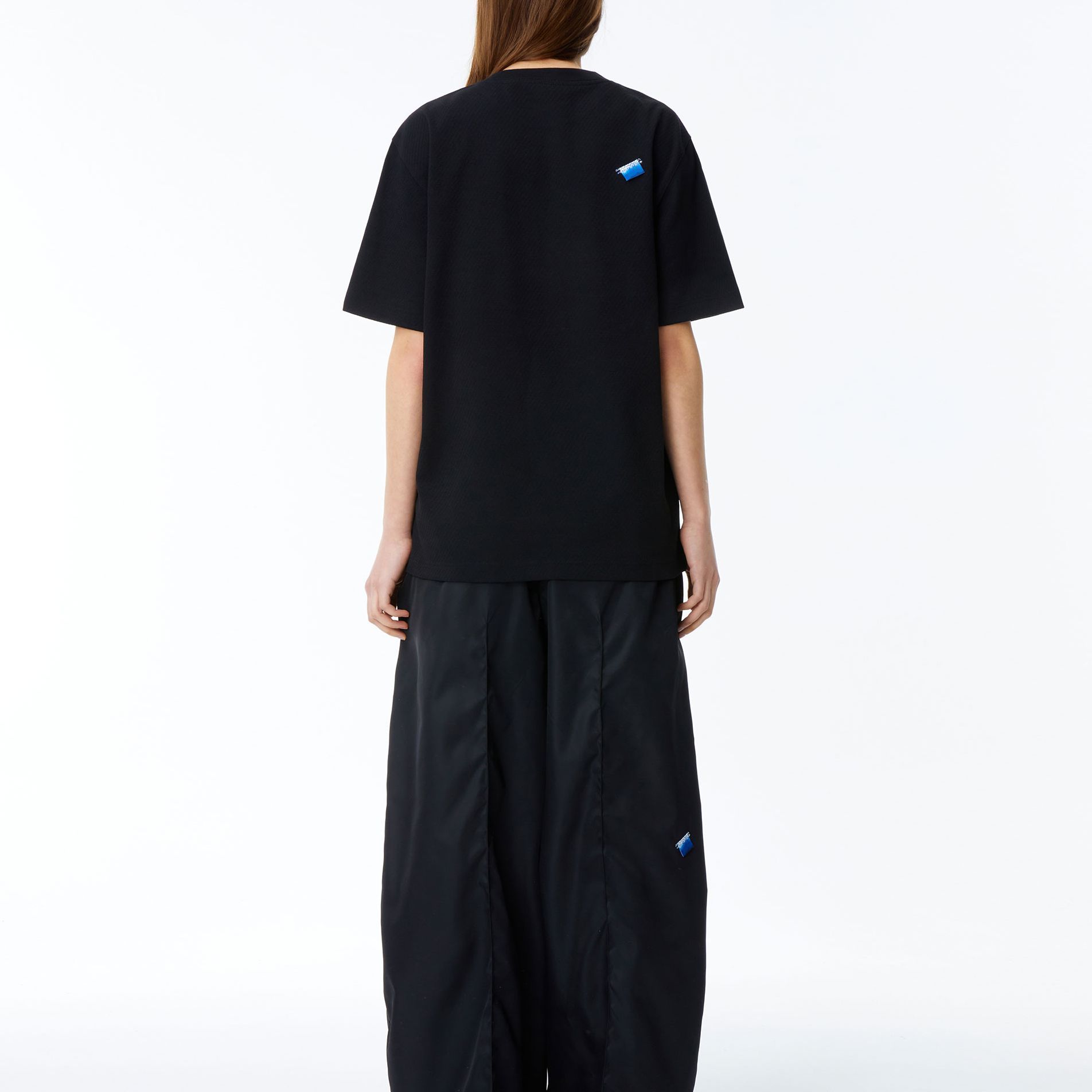 Details for (W) ADER ERROR SS24 Baju-T Hitam Grafik Bersulam dan Cetakan. BN01SSTS0105BK