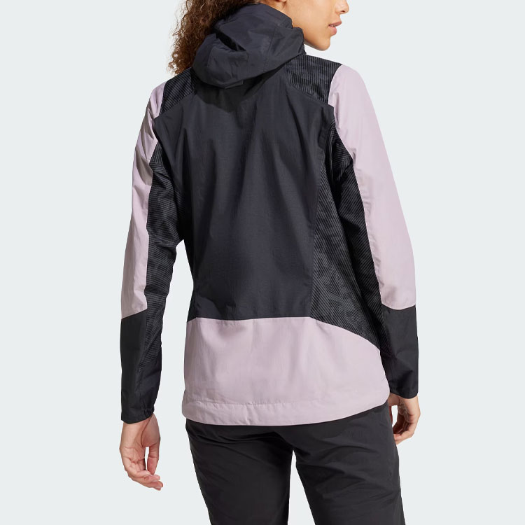 Shop (W) adidas Jaket Outdoor Tahan Air Dua Warna Abu-Abu Ungu. IP1495