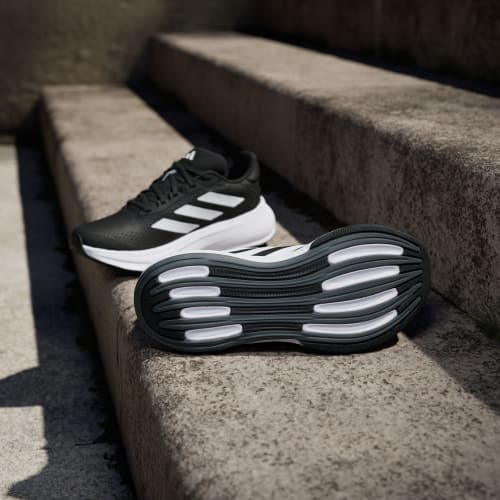 Shop (W) adidas "Response Super Baskets" Noir/Blanc/Noir JI4640