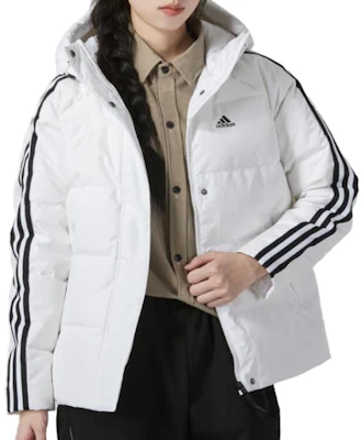 (W) 阿迪达斯白色带侧条纹袖和连帽羽绒夹克 IT8721 Lookbook (W) 阿迪达斯白色带侧条纹袖和连帽羽绒夹克 IT8721