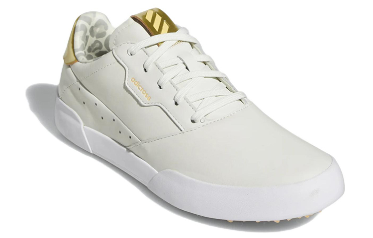Lookbook (W) adidas Adicross Retro Spikeless ''Wit Tint'' GV8321