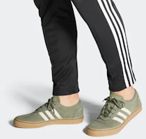 Sizing (Women) adidas Adiese Legacy Green EG2489
