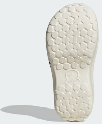 (W) adidas Adifom Stan Smith Mule 'Blanco Roto' IE9127 Lookbook (W) adidas Adifom Stan Smith Mule 'Blanco Roto' IE9127