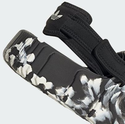(Women) adidas Adilette 22 XLG 'Core Black' IE5650 Sizing (Women) adidas Adilette 22 XLG 'Core Black' IE5650