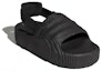 Lookbook (W) adidas Adilette 22 XLG Slide 'Hitam Sepenuhnya' IE5649
