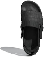 (W) アディレッタ 22 XLG トリプルブラック スライド IE5649 Shop (W) アディレッタ 22 XLG トリプルブラック スライド IE5649