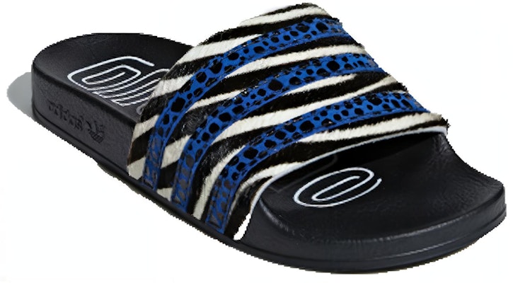 (W) adidas Adilette 'Hitam Biru Putih' CM8493 Order (W) adidas Adilette 'Hitam Biru Putih' CM8493