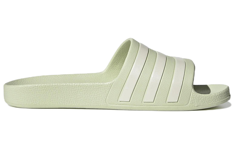 Order (W) adidas Adilette Aqua Slides ''Lichtgroen'' GX4278