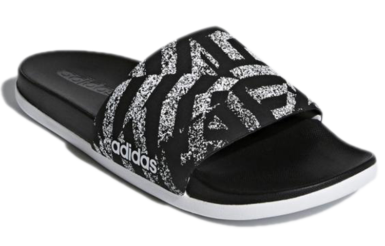 Lookbook (W) adidas Adilette CloudFoam Plus Tongs Graphiques ''Core Black''. CG2820