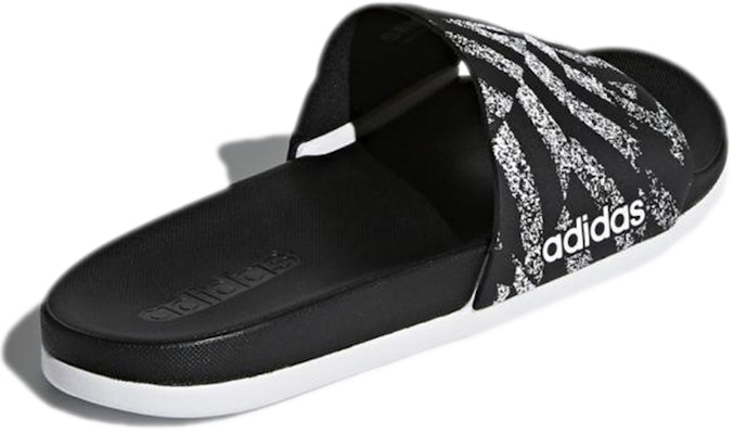 adidas Adilette Cloudfoam Plus Graphic 輕便舒適 戶外運動拖鞋 女款 黑白 Shop adidas Adilette Cloudfoam Plus Graphic 輕便舒適 戶外運動拖鞋 女款 黑白