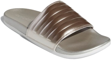 (W) adidas Adilette Comfort Slide 'Champagne Metallic' Sandal Kenyamanan FY7898 Lookbook (W) adidas Adilette Comfort Slide 'Champagne Metallic' Sandal Kenyamanan FY7898