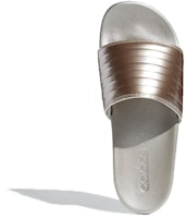 (W) adidas Adilette Comfort Slide 'Champagne Metallic' Sandal Kenyamanan FY7898 Purchase (W) adidas Adilette Comfort Slide 'Champagne Metallic' Sandal Kenyamanan FY7898