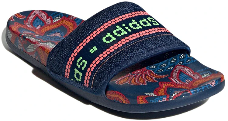 (女性)adidas Adilette 舒適涼鞋 '花卉 - 神秘藍' GV7086 Lookbook (女性)adidas Adilette 舒適涼鞋 '花卉 - 神秘藍' GV7086