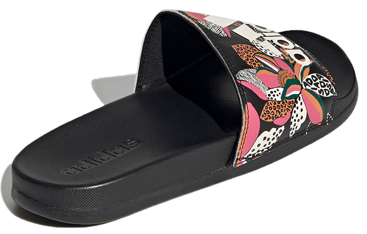 Shop adidas Adilette Comfort Slides 女款 黑色彩繪 拖鞋