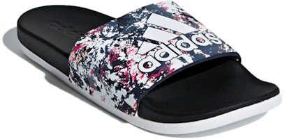 (W) Sandal Kenyamanan Adidas Adilette Hitam/Putih B43827 Lookbook (W) Sandal Kenyamanan Adidas Adilette Hitam/Putih B43827