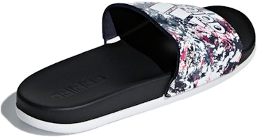 (W) Sandal Kenyamanan Adidas Adilette Hitam/Putih B43827 Shop (W) Sandal Kenyamanan Adidas Adilette Hitam/Putih B43827