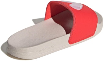 (W) 阿迪达斯 Adilette Lite 情人节拖鞋 IG5963 Shop (W) 阿迪达斯 Adilette Lite 情人节拖鞋 IG5963