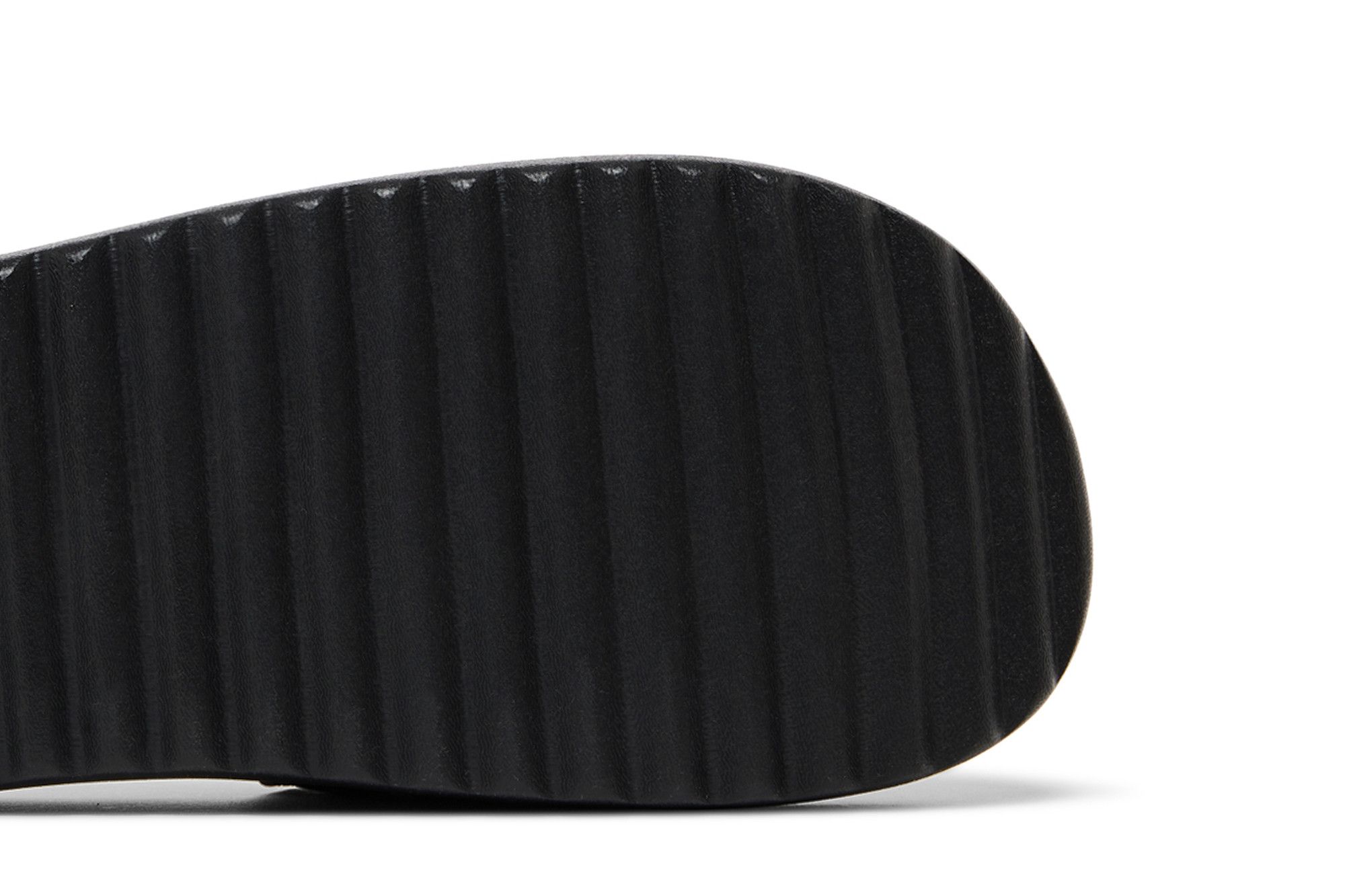 Details for (W) adidas Adilette Plataforma 'Triple Black' Sandalias Negras HQ6179