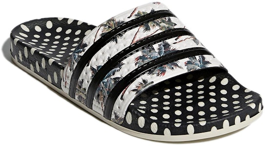 (W) adidas Adilette Sandal 'Hitam Putih Perak' CM8224 Lookbook (W) adidas Adilette Sandal 'Hitam Putih Perak' CM8224
