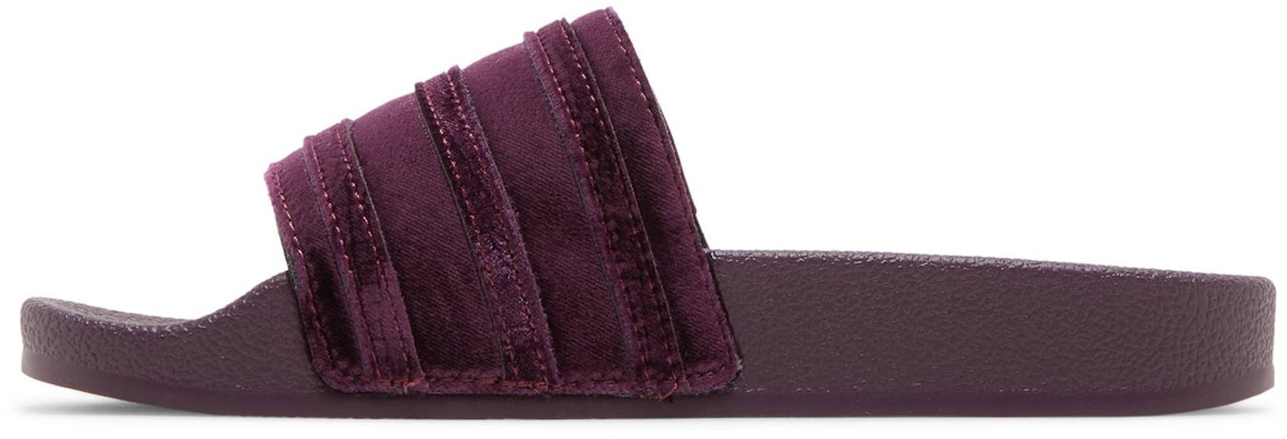 (W) 阿迪达斯 Adilette 拖鞋 '胜利深红' GX8962 Lookbook (W) 阿迪达斯 Adilette 拖鞋 '胜利深红' GX8962