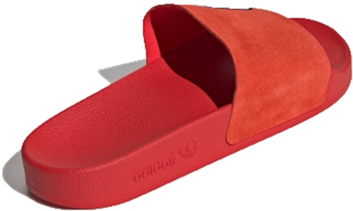 adidas originals Adilette 運動拖鞋 女款 紅色 Shop adidas originals Adilette 運動拖鞋 女款 紅色