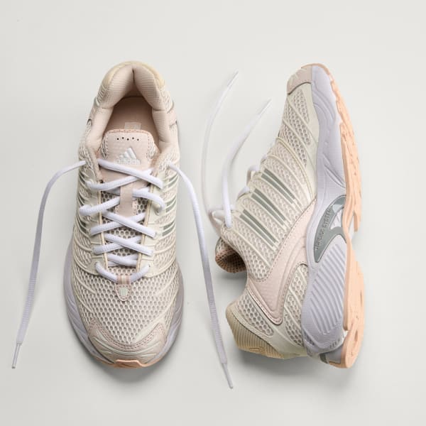 Lookbook (W) adidas ADISTAR CONTROL 3 Sepatu Putih Kapur/Kuarsa/Putih Gading KI0968