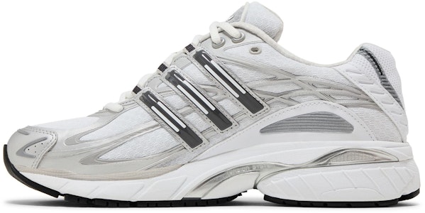(W) adidas Adistar Cushion 'Putih Perak Metalik' IG4248 Lookbook (W) adidas Adistar Cushion 'Putih Perak Metalik' IG4248