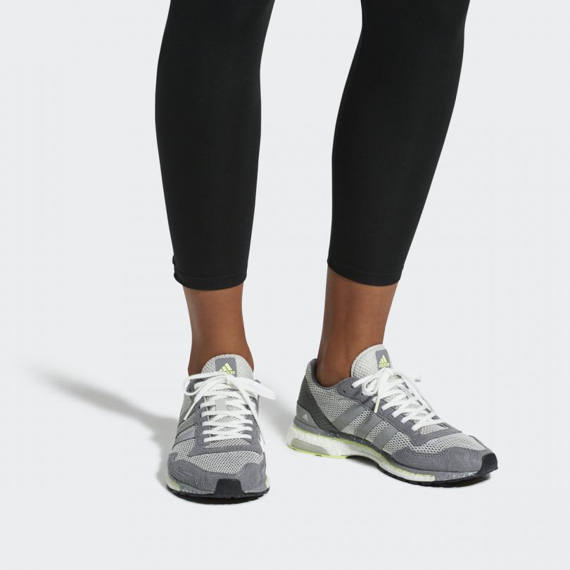 Sizing (W) 阿迪达斯 Adizero Adios 3 '银色金属' BB6410