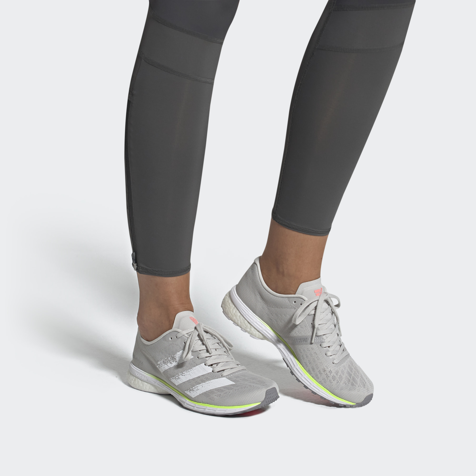 Sizing 愛迪達 Adizero 5 低筒 跑步鞋 女款 灰白