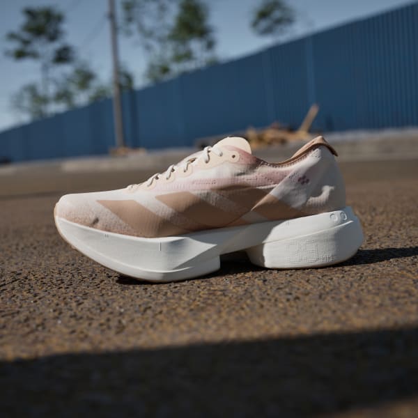 Sizing (W) Adizero Adios Pro 4 女子跑鞋 JR6359