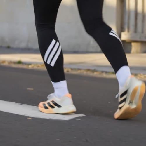 Order (W) adidas Adizero Adios Pro 4 Naranja Ácido/Negro/Core Blanco KI4781