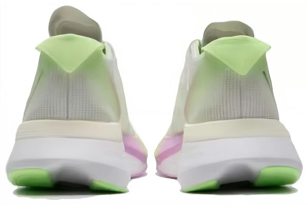 (W) adidas Adizero Boston 12 ''Wit Groen'' IG3328 Details for (W) adidas Adizero Boston 12 ''Wit Groen'' IG3328