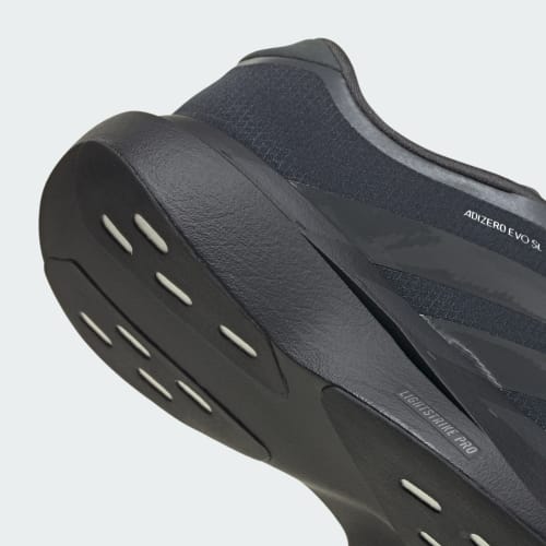 Sizing (W) アディダス アディゼロ EVO SL ジップ コアブラック/グレイシックス/シルバーメタリック KI4797