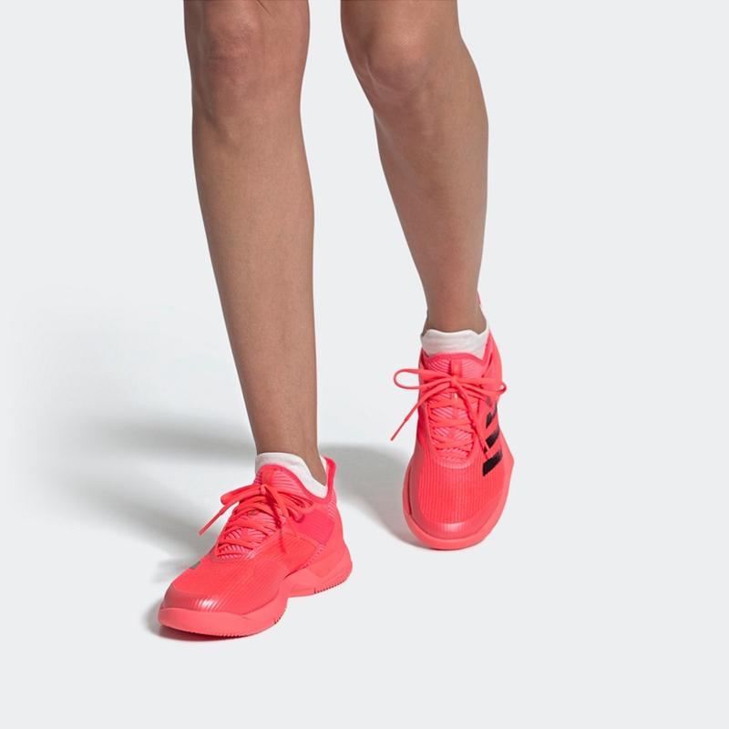 Sizing (W) adidas Adizero Ubersonic 3 ''Jeux Olympiques de Tokyo'' FX1828