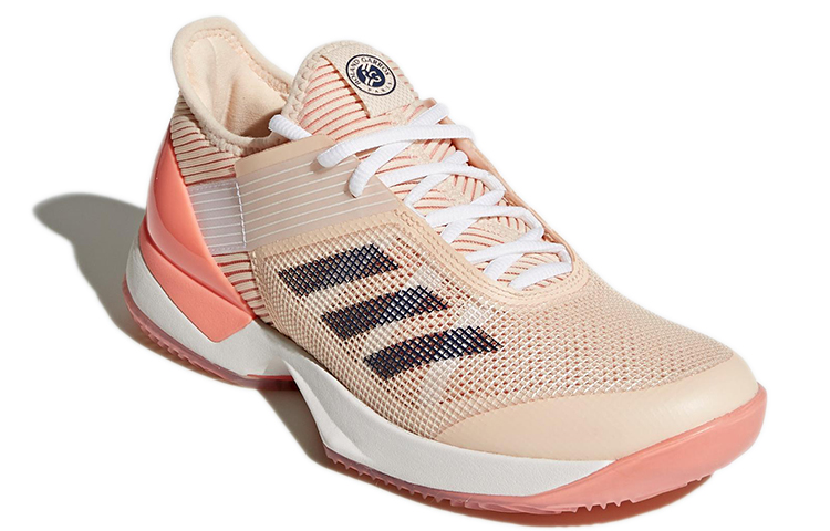 Lookbook Adidas Adizero Ubersonic 3 輕便透氣 低幫運動網球鞋 女款 粉色