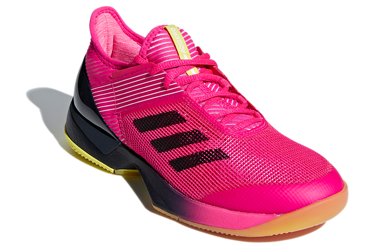 Lookbook (W) adidas Adizero Ubersonic 3 Rot AH2136