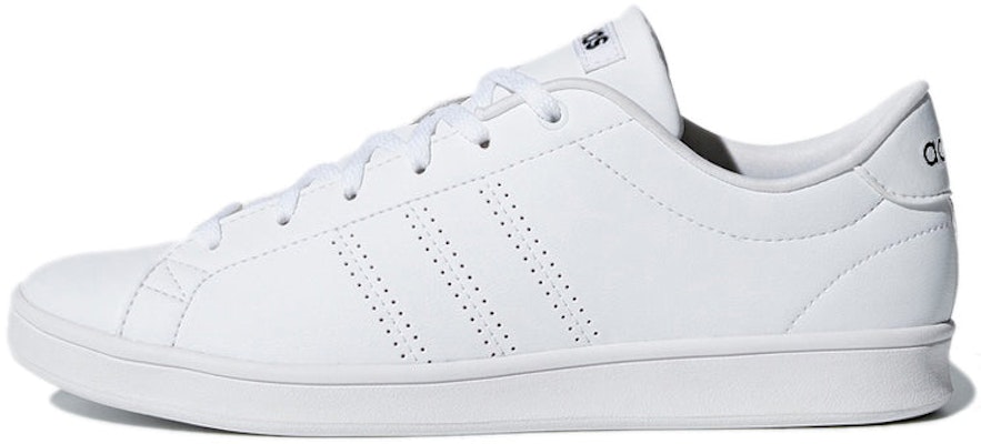 (W) 阿迪达斯优势三条白色女款运动鞋 B44667 Order (W) 阿迪达斯优势三条白色女款运动鞋 B44667