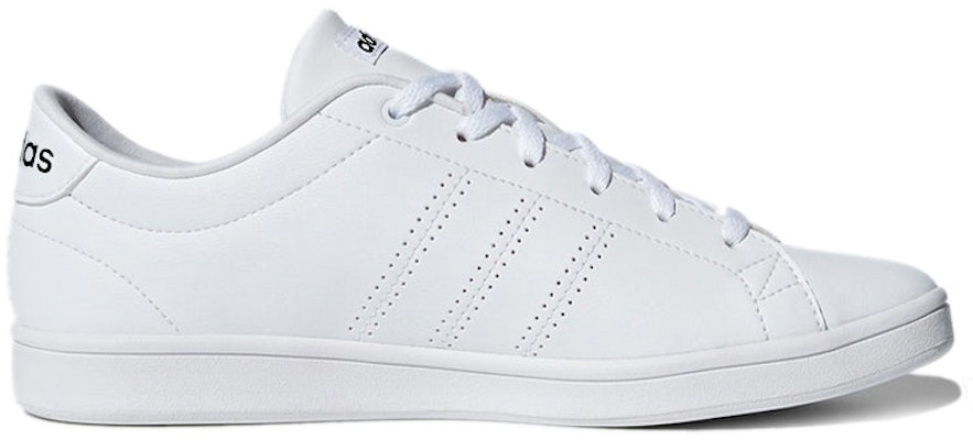 (W) 阿迪达斯优势三条白色女款运动鞋 B44667 Lookbook (W) 阿迪达斯优势三条白色女款运动鞋 B44667