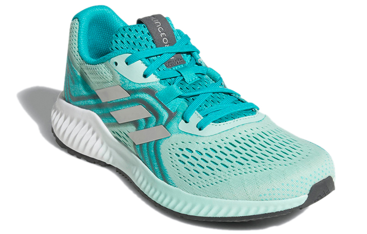 Lookbook adidas Aerobounce 2 女款 藍銀