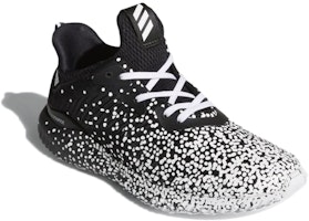 adidas Alphabounce 1 耐磨防滑跑鞋 女款 黑與白 Lookbook adidas Alphabounce 1 耐磨防滑跑鞋 女款 黑與白