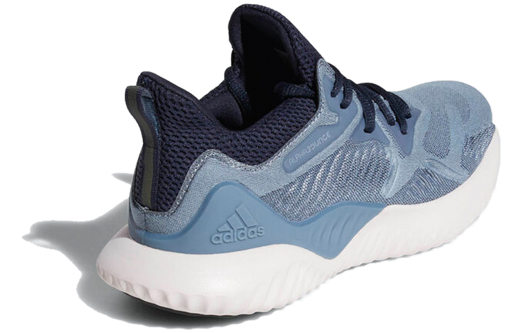 Lookbook adidas Alphabounce Beyond 女款 藍灰