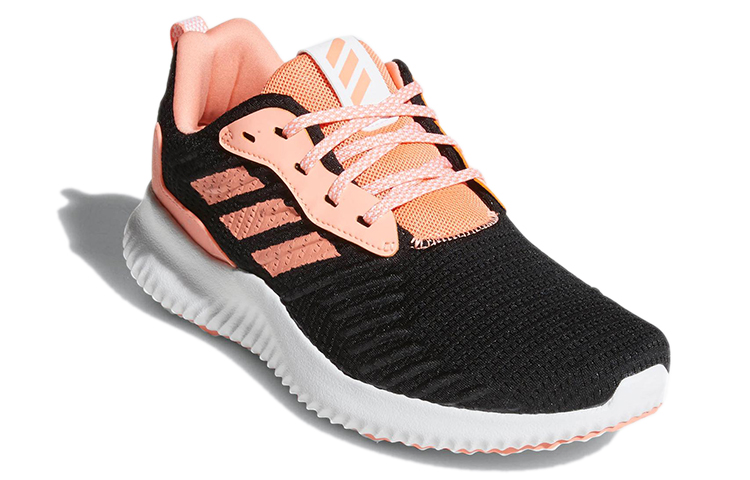 Lookbook adidas Alphabounce Rc 黑粉 女款變為 adidas Alphabounce Rc 黑粉 女式