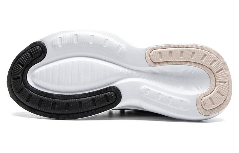 Shop adidas 防滑透氣 低筒 跑步鞋 女款 黑色