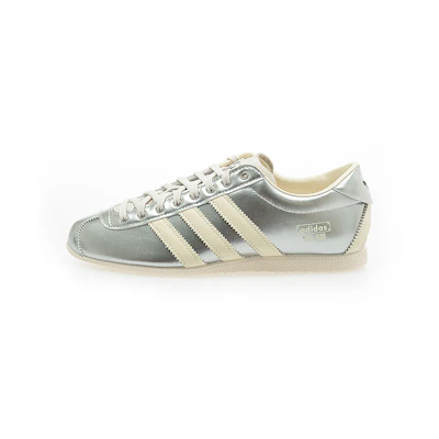 (W) adidas ANFU Sneakers