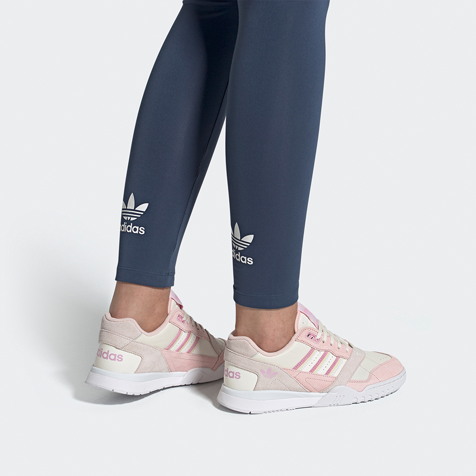 Details for (W) adidas AR Trainer 'Putih Orchid Tint' EE5411