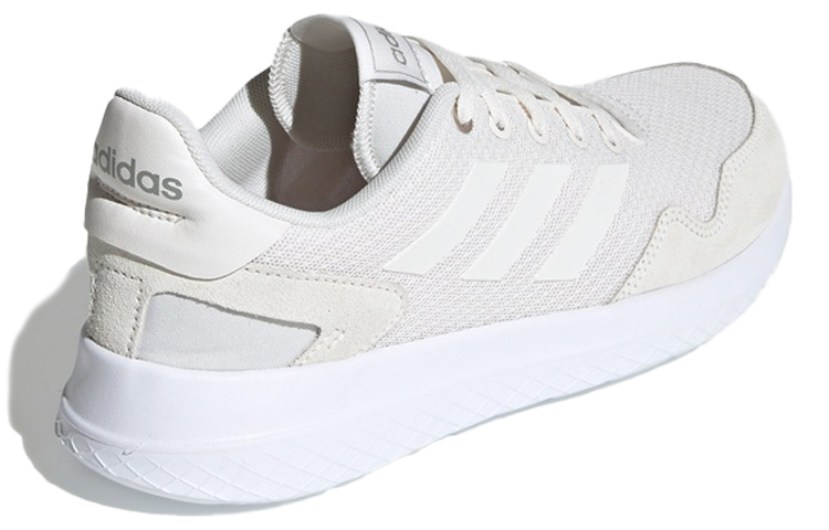Shop (W) adidas Archivo ''Blanc Running'' EF0527